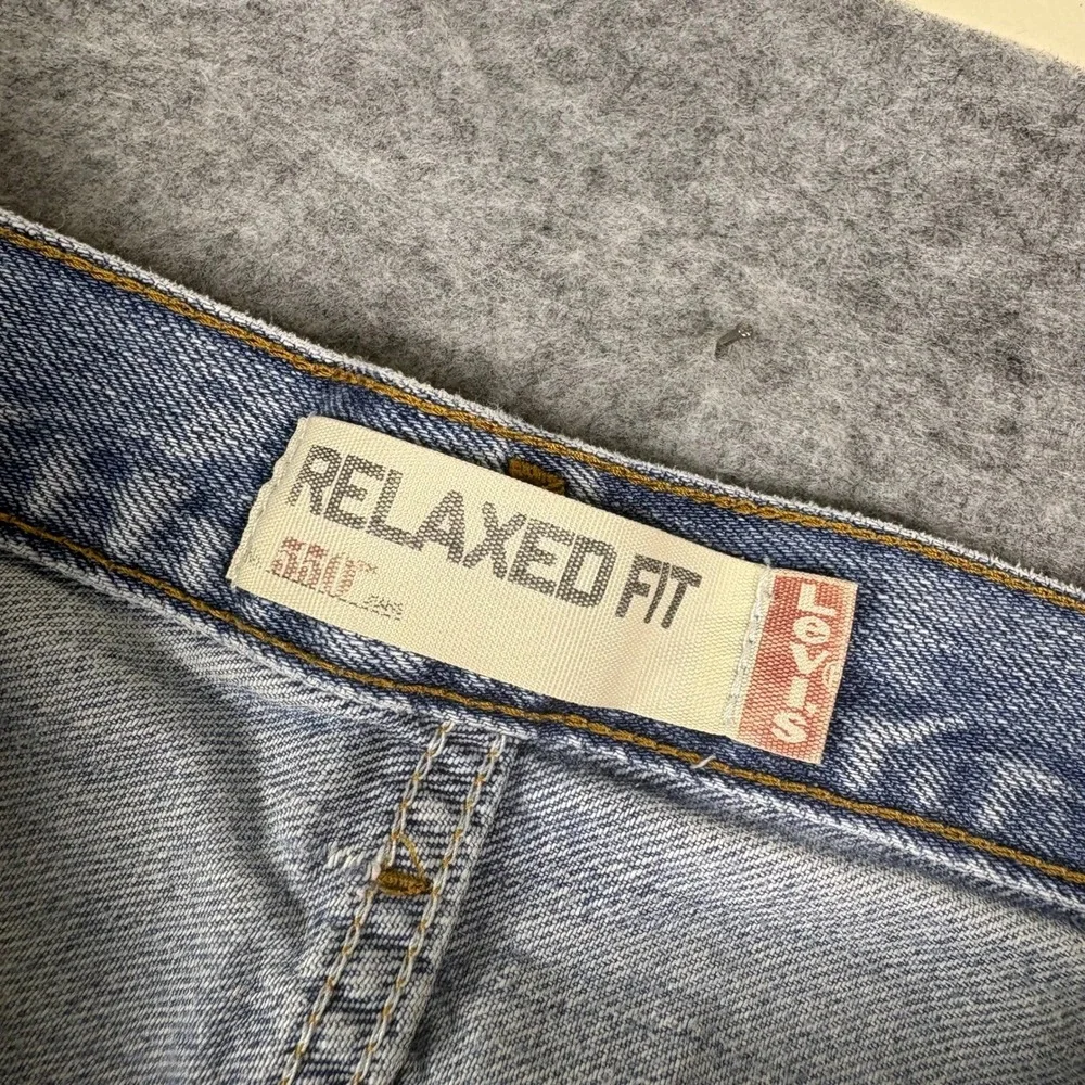Levi's 550 Relaxed Fit Jeans Light Wash Blue Denim Tapered Leg 34x32
